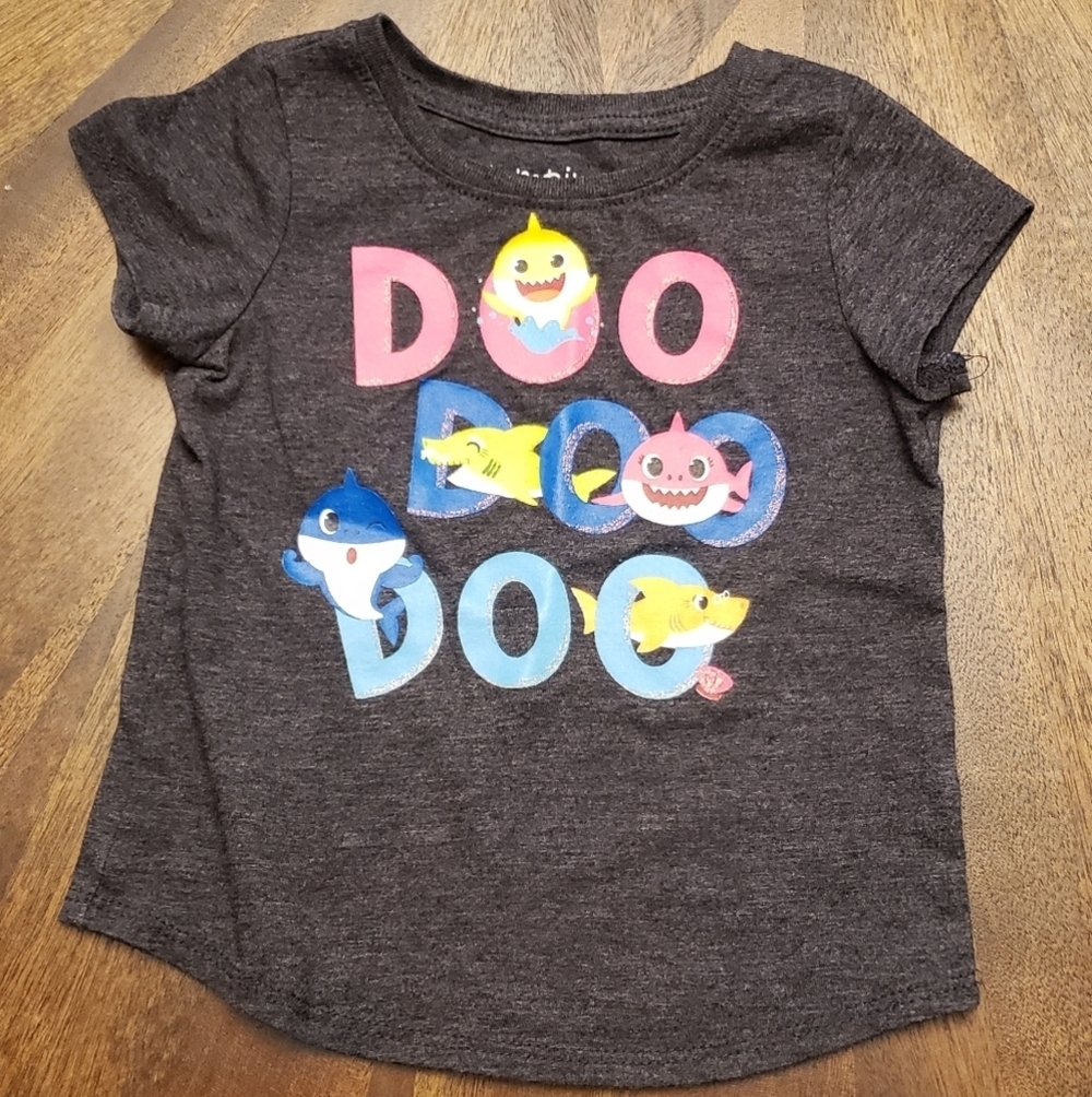 Pinkfong Baby Shark Graphic Tee - Heather Grey Size 18 Month
